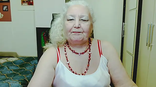 GrannyAlisa's cam snapshot