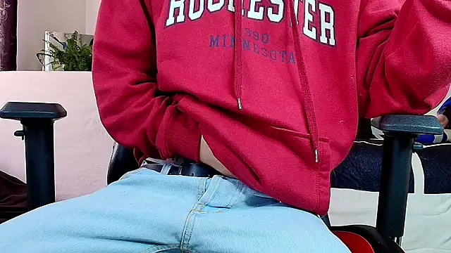 twink_sebas_'s cam snapshot