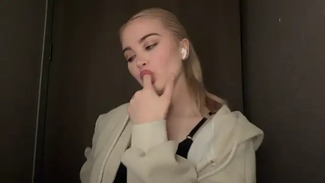 KarissaBoisse's cam snapshot