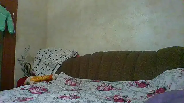 MilaSky5303's cam snapshot