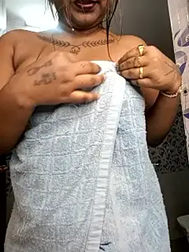 Hot_Urvi's cam snapshot