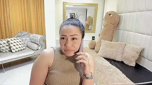 gaby_trent's cam snapshot