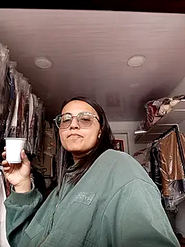 bri_ali's cam snapshot