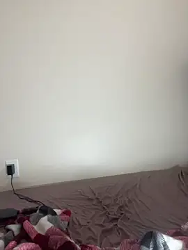 babyizzie's cam snapshot