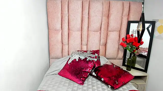 Issa_Milf__'s cam snapshot