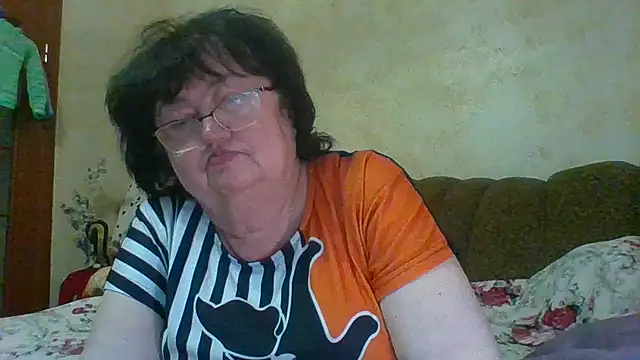 MilaSky5303's cam snapshot