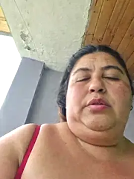 curvy_diva_'s cam snapshot