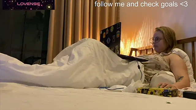 JacyWinslat's cam snapshot