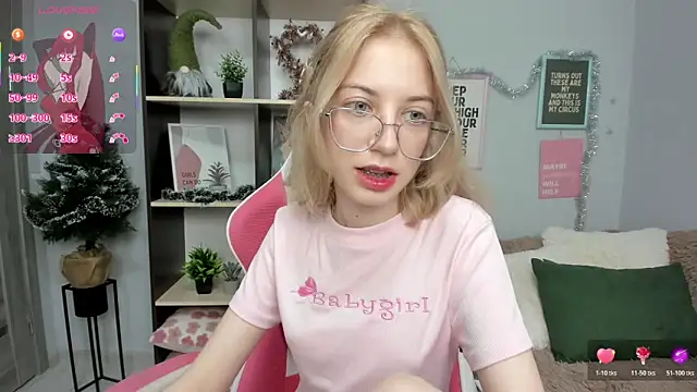 InfernoMia's cam snapshot