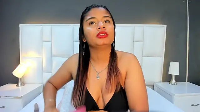 yeral2017's cam snapshot