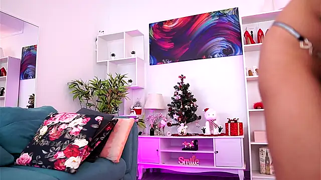 Aisha_Bee's cam snapshot