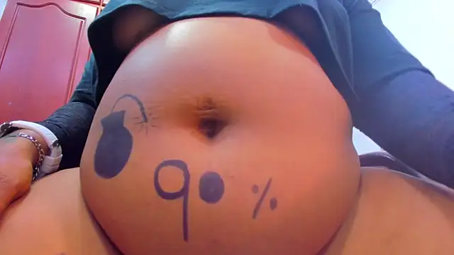 emma_purple_'s cam snapshot