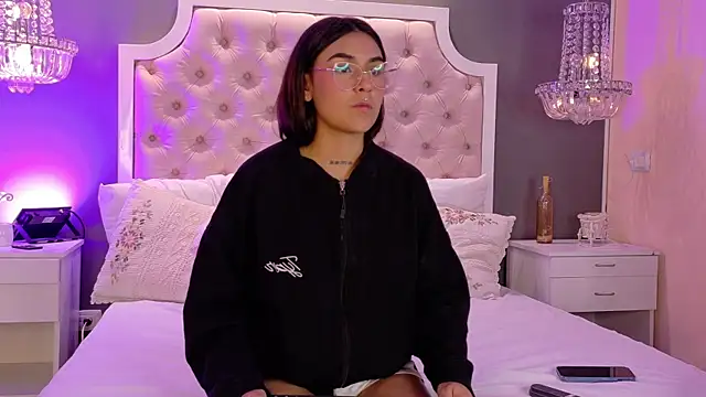 VioletBlaze's cam snapshot