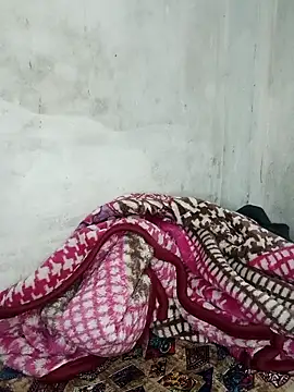 V_HOT_CUTE's cam snapshot