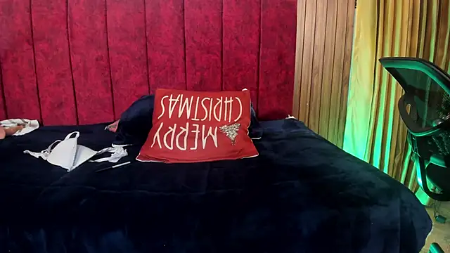 hailey-frost's cam snapshot