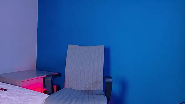 RavenLevi's cam snapshot