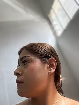 MayaMoanXXX's cam snapshot