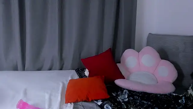 VelvetBlitz's cam snapshot