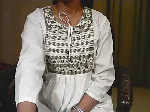 short_girl_'s cam snapshot