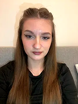 AdelinaEmber's cam snapshot