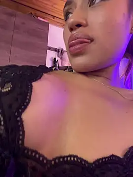 juliana-mancini's cam snapshot