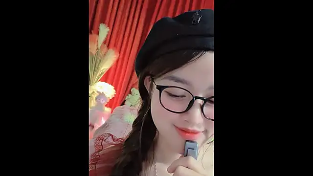 MiCandy-Lovee's cam snapshot