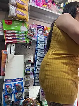 emilyjohanson's cam snapshot