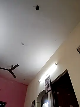 Tamil_flowergril's cam snapshot