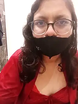 Mahira_sharma01's cam snapshot