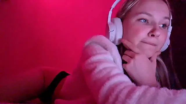 KarinRobertson's cam snapshot