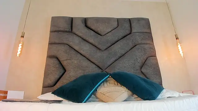 Liinda_Saenz's cam snapshot