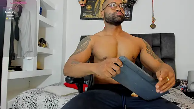 MattRodriguez9 live sex cam