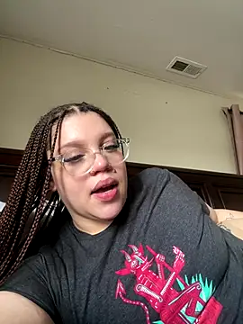 QueenNuttCollector live sex cam