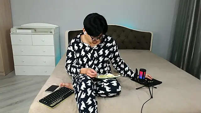 KaiChicken's cam snapshot