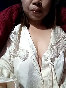 julybe's cam snapshot