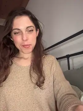 YourSlutQueen's cam snapshot