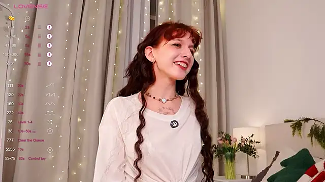 LeelooYolo's cam snapshot