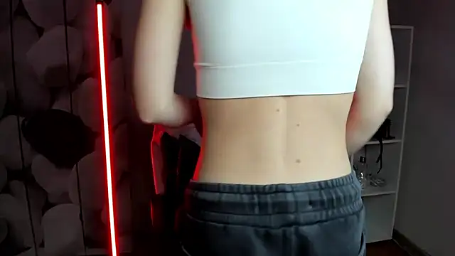 EvelynBlond's cam snapshot