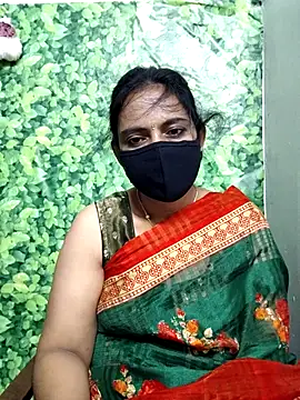 Queen-Neha's cam snapshot