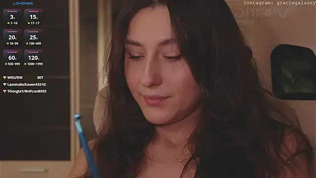 GracieGalaxy's cam snapshot