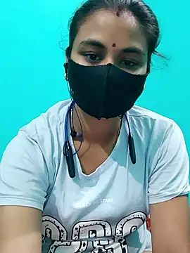 DivyaBhabhi69@xh's cam snapshot