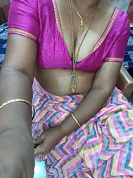 Magha_Lakshmi's cam snapshot