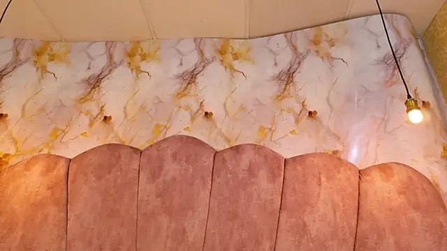 CharlotteandTaylorr live sex cam