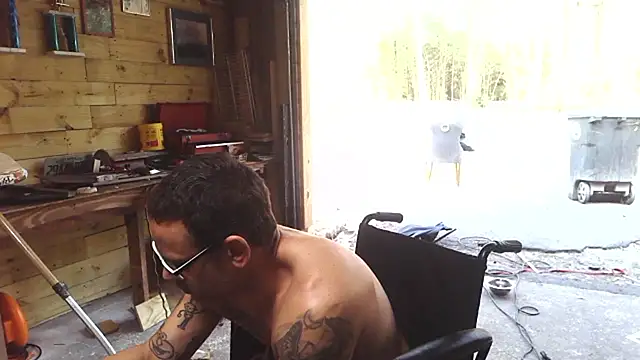 Buffshagswell live sex cam