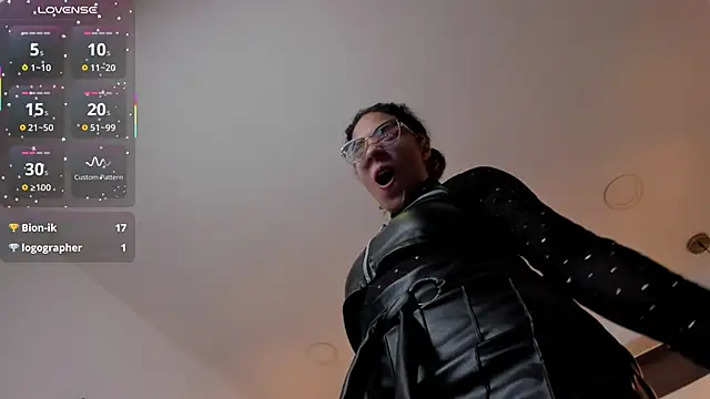 Hanna_Cornee_'s cam snapshot