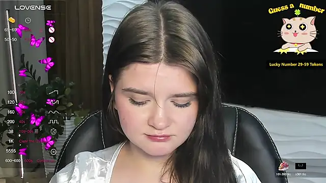 LanaTreades's cam snapshot