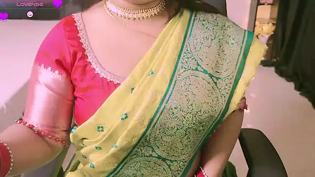 Khaleesiiii's cam snapshot