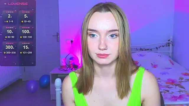 Wild_Sophie_'s cam snapshot