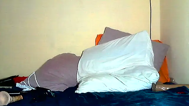 AnnabigpussyXO's cam snapshot