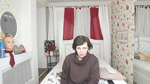 SilviaHart's cam snapshot